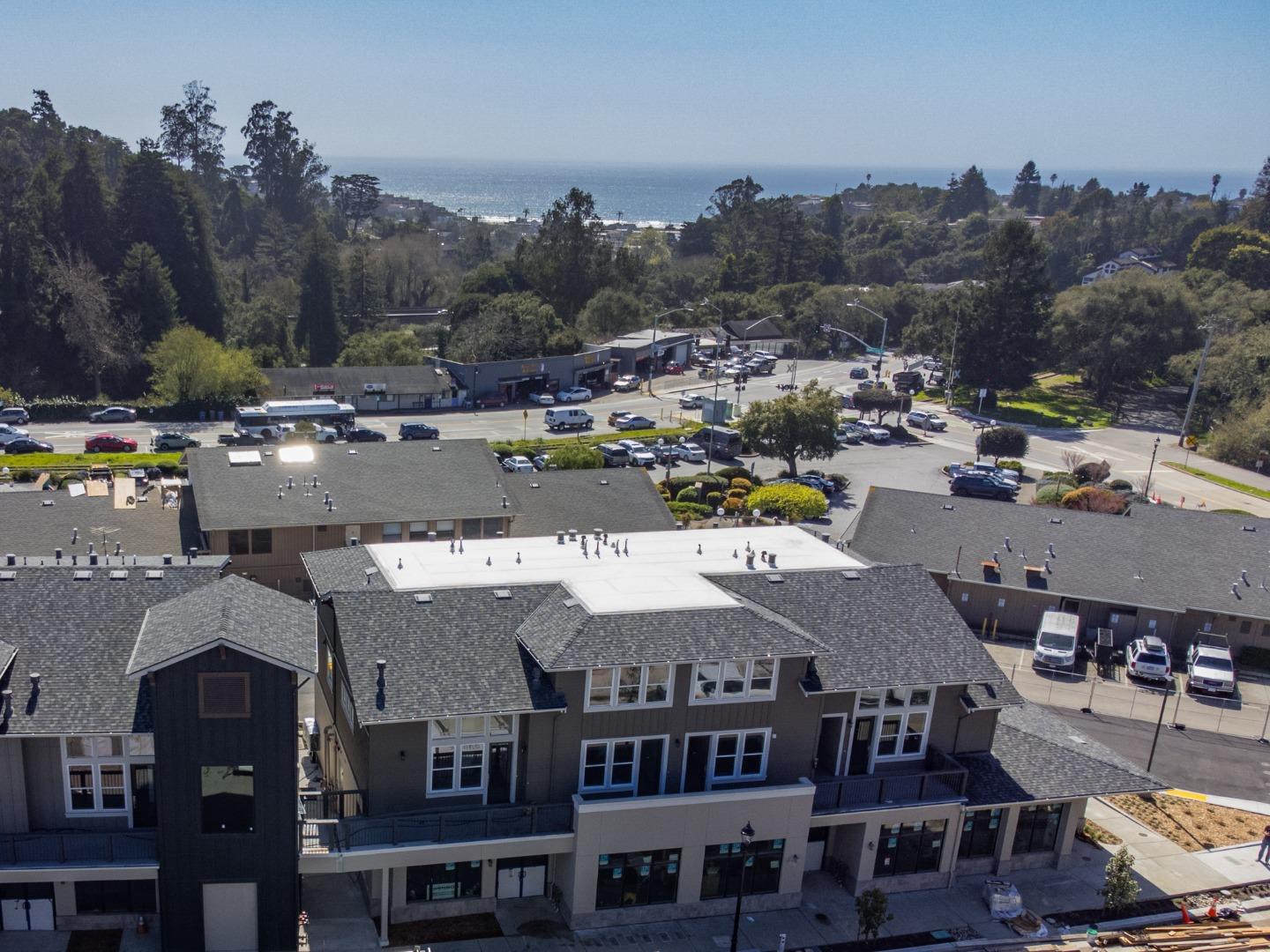 Detail Gallery Image 30 of 31 For 116 Aptos Village Way #3,  Aptos,  CA 95003 - 2 Beds | 2 Baths