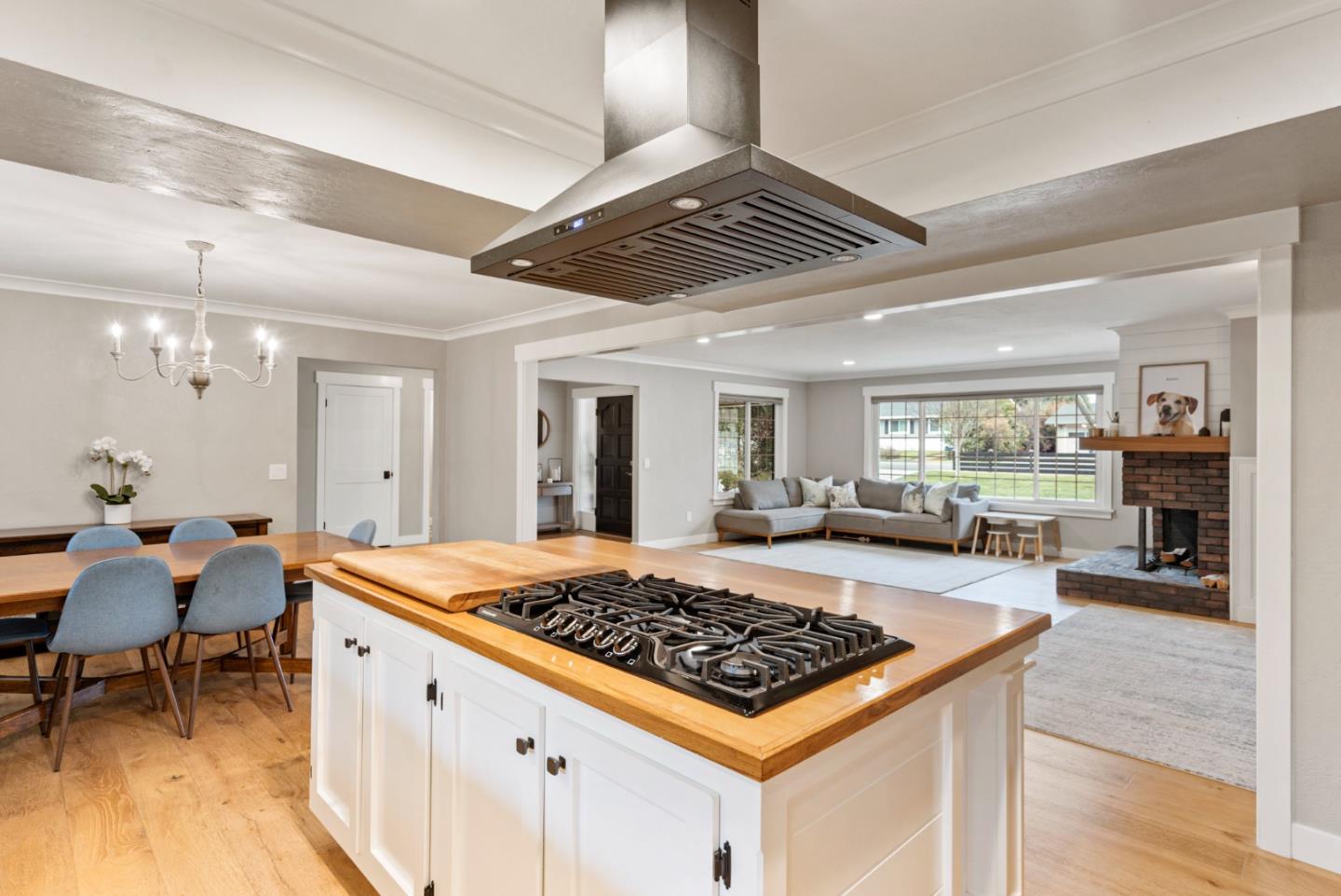 Detail Gallery Image 23 of 96 For 105 Rays Cir, Hollister,  CA 95023 - 4 Beds | 2/1 Baths