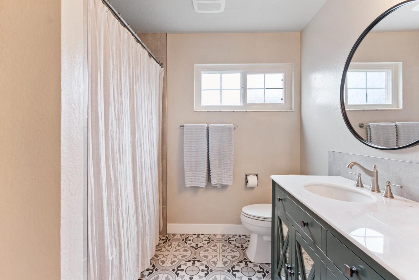 Detail Gallery Image 48 of 96 For 105 Rays Cir, Hollister,  CA 95023 - 4 Beds | 2/1 Baths