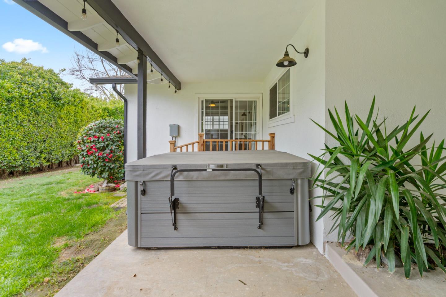 Detail Gallery Image 60 of 96 For 105 Rays Cir, Hollister,  CA 95023 - 4 Beds | 2/1 Baths