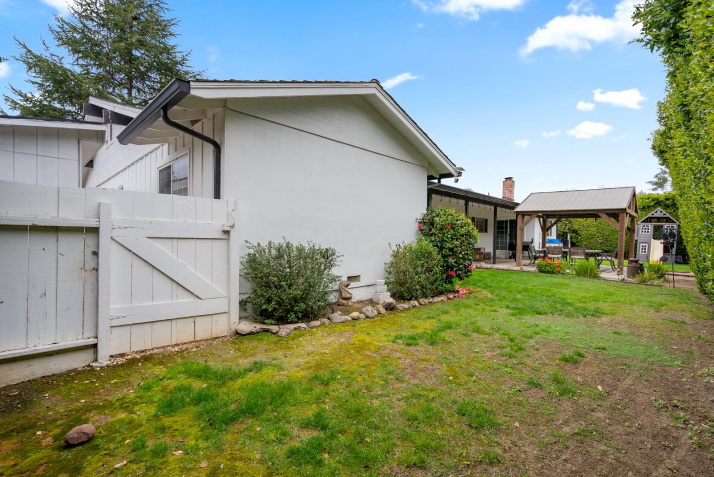 Detail Gallery Image 68 of 96 For 105 Rays Cir, Hollister,  CA 95023 - 4 Beds | 2/1 Baths