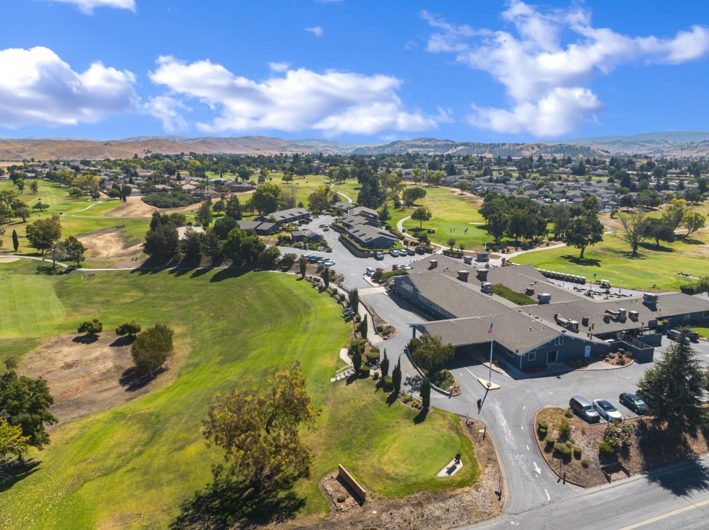 Detail Gallery Image 75 of 96 For 105 Rays Cir, Hollister,  CA 95023 - 4 Beds | 2/1 Baths