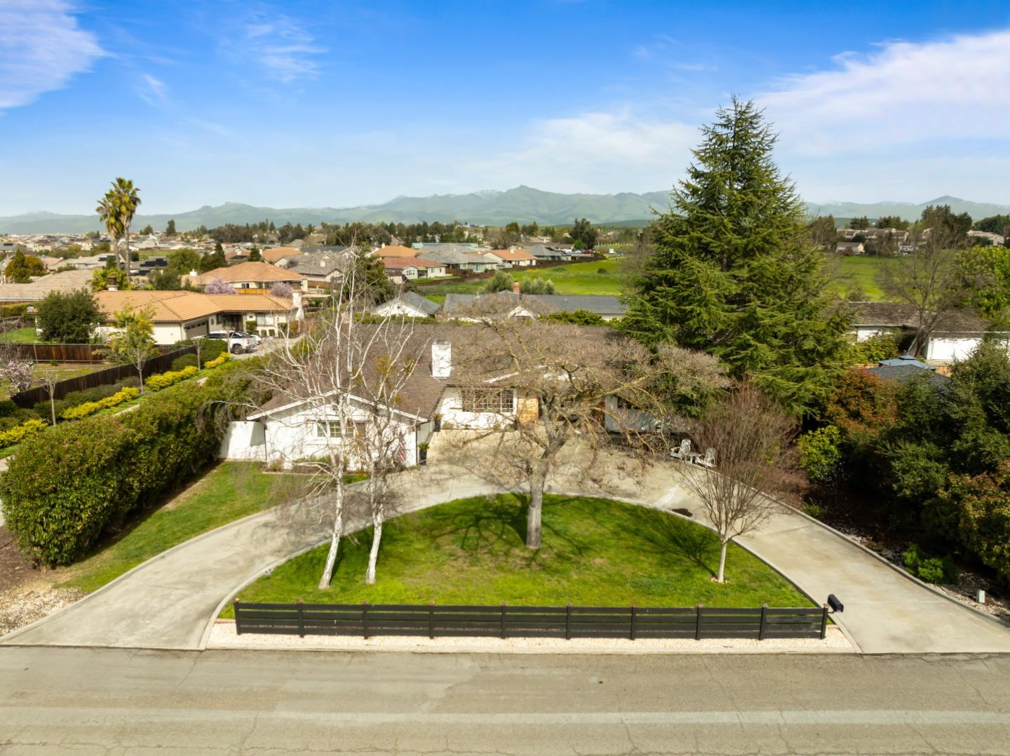 Detail Gallery Image 79 of 96 For 105 Rays Cir, Hollister,  CA 95023 - 4 Beds | 2/1 Baths