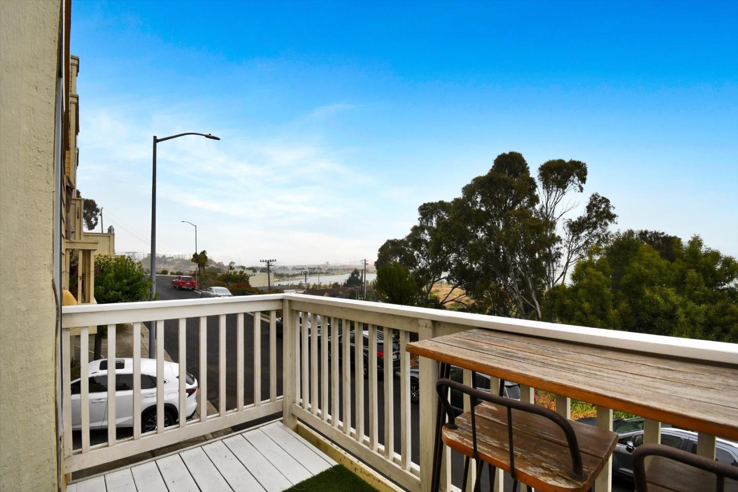 Detail Gallery Image 12 of 30 For 161 Cleo Rand Ln, San Francisco,  CA 94124 - 2 Beds | 1/1 Baths