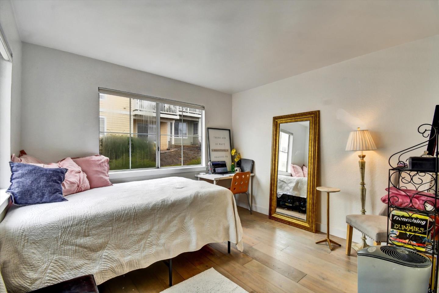 Detail Gallery Image 24 of 30 For 161 Cleo Rand Ln, San Francisco,  CA 94124 - 2 Beds | 1/1 Baths