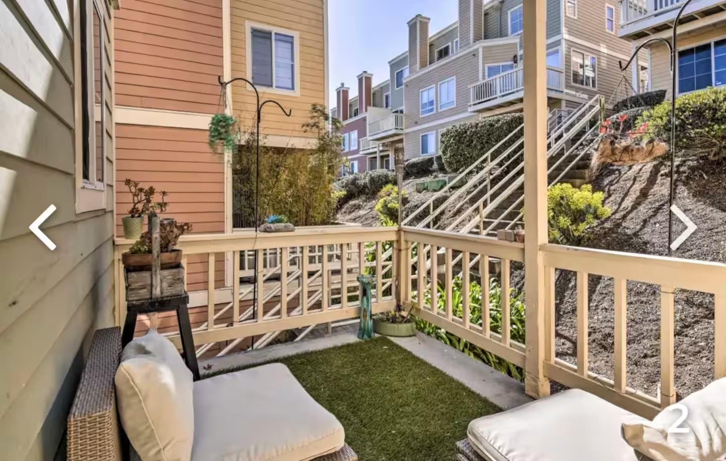Detail Gallery Image 6 of 10 For 161 Cleo Rand Ln, San Francisco,  CA 94124 - 2 Beds | 1/1 Baths