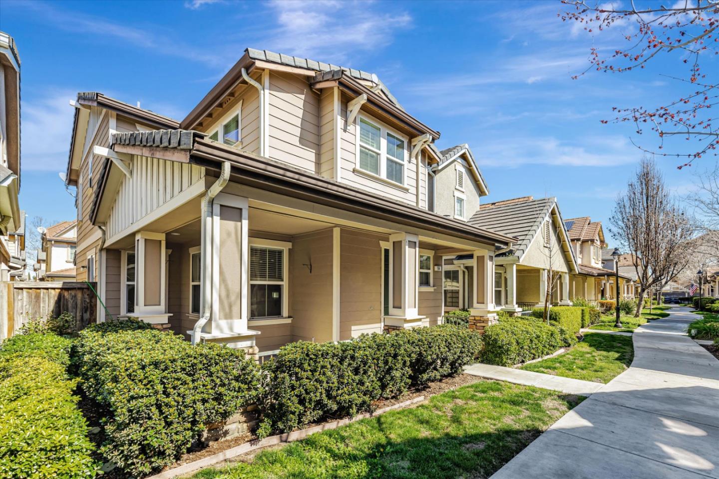 Detail Gallery Image 2 of 43 For 94 Pelican St, Brentwood,  CA 94513 - 3 Beds | 2/1 Baths