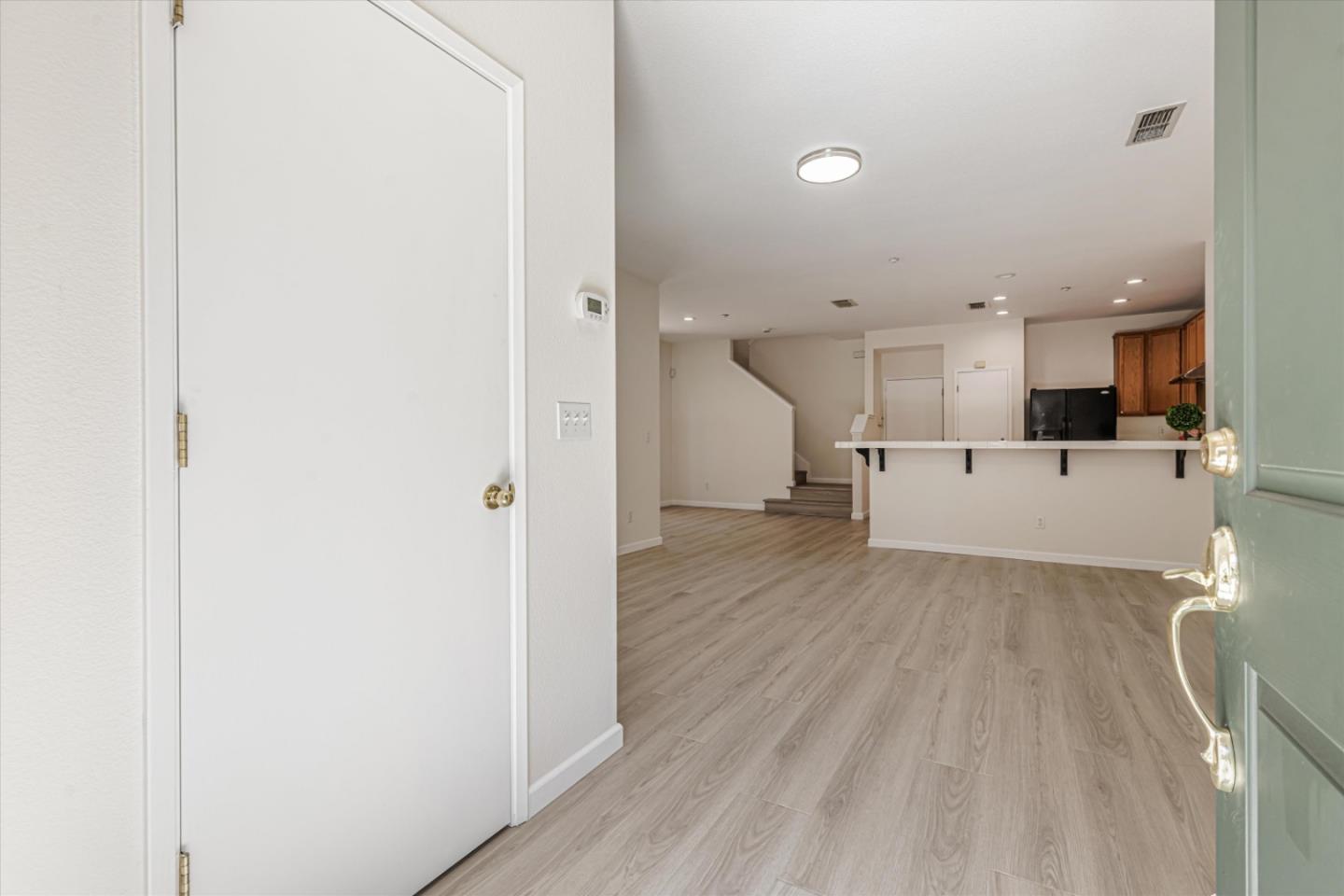 Detail Gallery Image 4 of 43 For 94 Pelican St, Brentwood,  CA 94513 - 3 Beds | 2/1 Baths