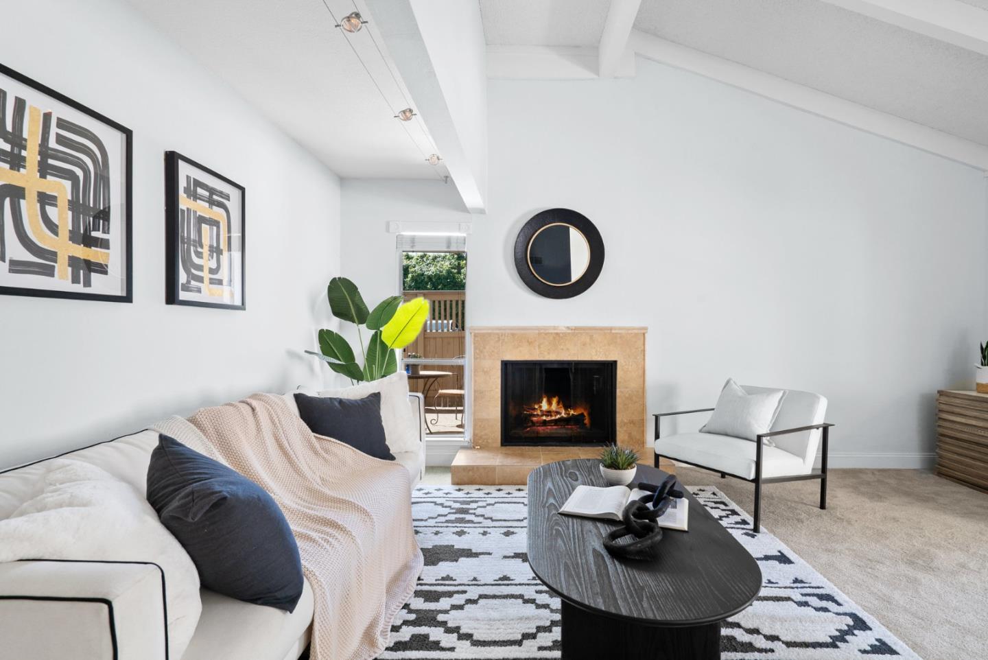 Detail Gallery Image 9 of 23 For 19309 Vineyard Ln, Saratoga,  CA 95070 - 1 Beds | 1 Baths