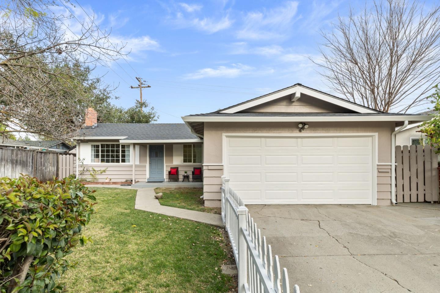 Detail Gallery Image 2 of 24 For 5070 Roeder Rd, San Jose,  CA 95111 - 3 Beds | 2 Baths