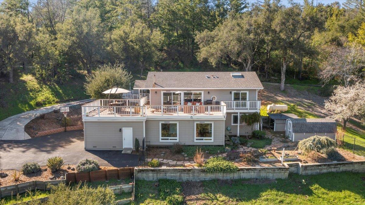 Detail Gallery Image 2 of 40 For 25400 Radonich Rd, Los Gatos,  CA 95033 - 3 Beds | 2/1 Baths