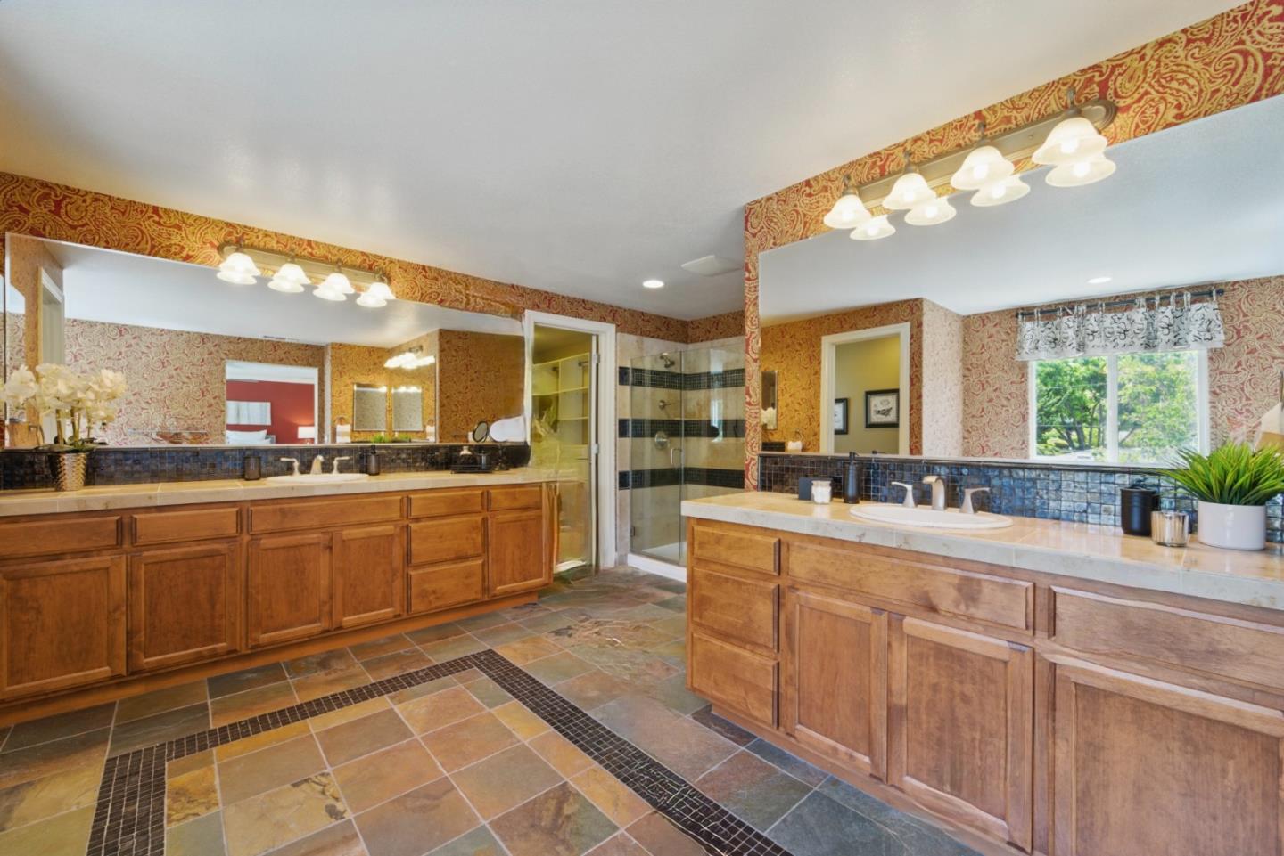 Detail Gallery Image 18 of 37 For 1353 Cristal Ct, San Jose,  CA 95127 - 4 Beds | 3 Baths