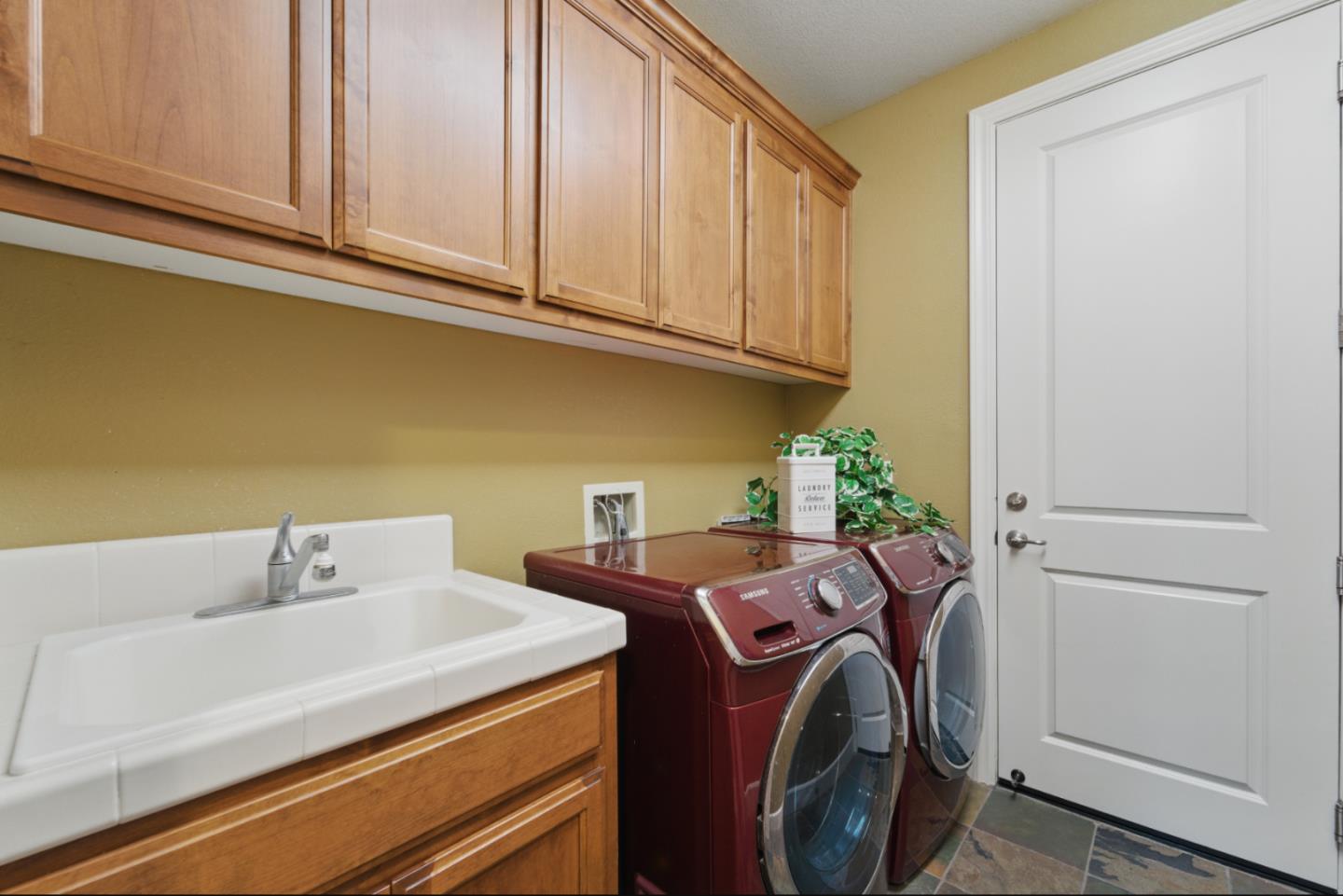 Detail Gallery Image 25 of 37 For 1353 Cristal Ct, San Jose,  CA 95127 - 4 Beds | 3 Baths