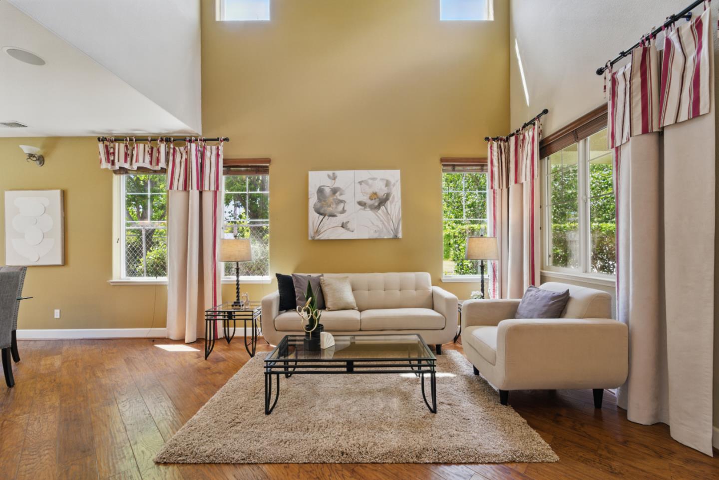 Detail Gallery Image 4 of 37 For 1353 Cristal Ct, San Jose,  CA 95127 - 4 Beds | 3 Baths