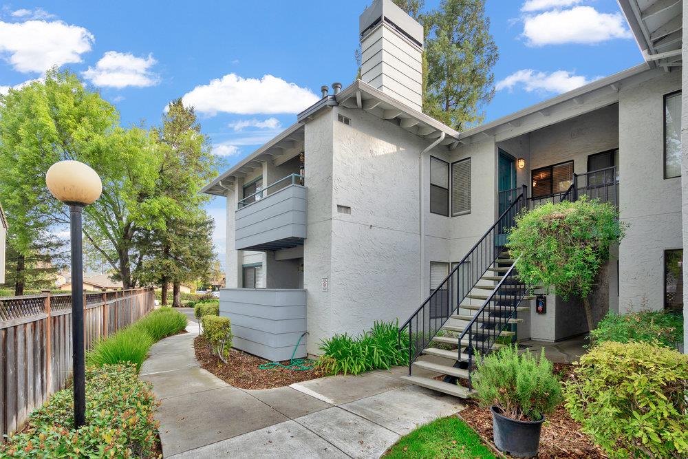 Detail Gallery Image 2 of 21 For 4507 Waterville Dr, San Jose,  CA 95118 - 1 Beds | 1 Baths