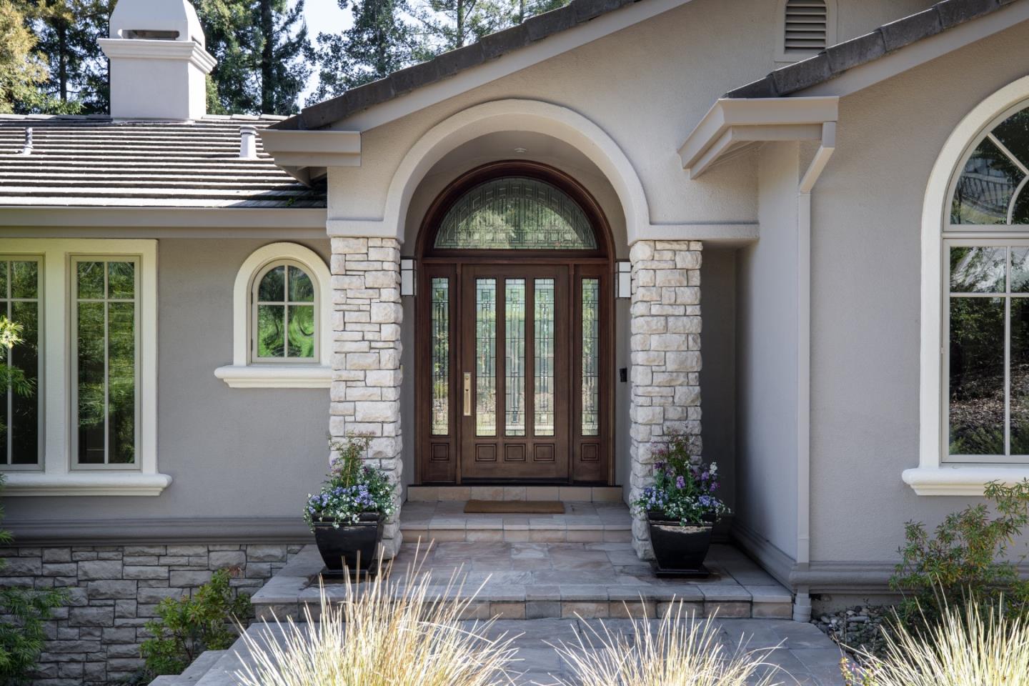 Detail Gallery Image 2 of 43 For 13456 Mandoli Dr, Los Altos Hills,  CA 94022 - 6 Beds | 6/1 Baths