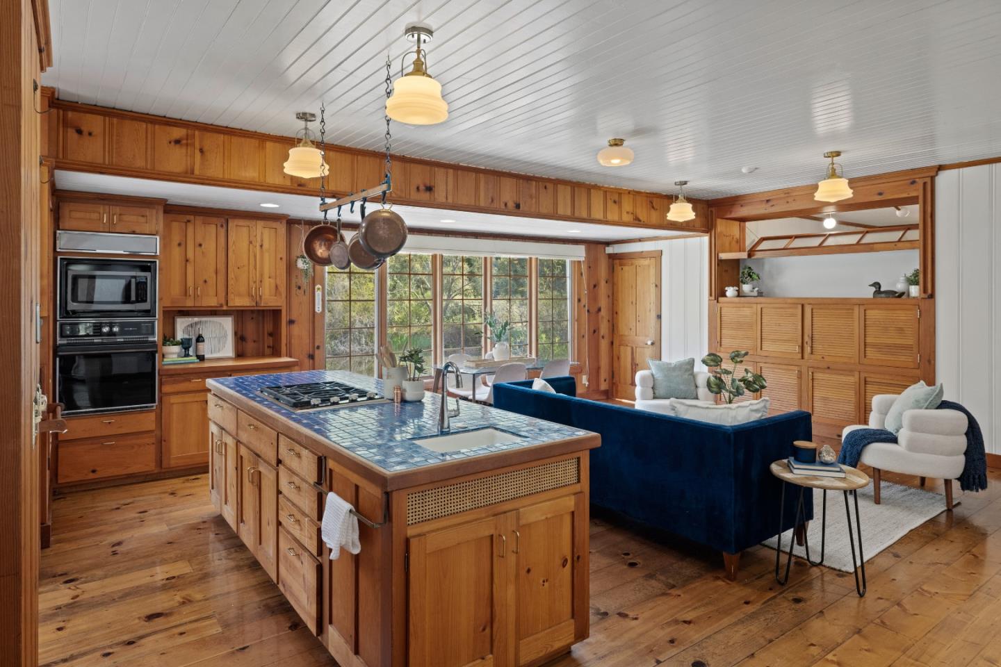 Detail Gallery Image 2 of 55 For 495 Larsen Rd, Aptos,  CA 95003 - 3 Beds | 2 Baths