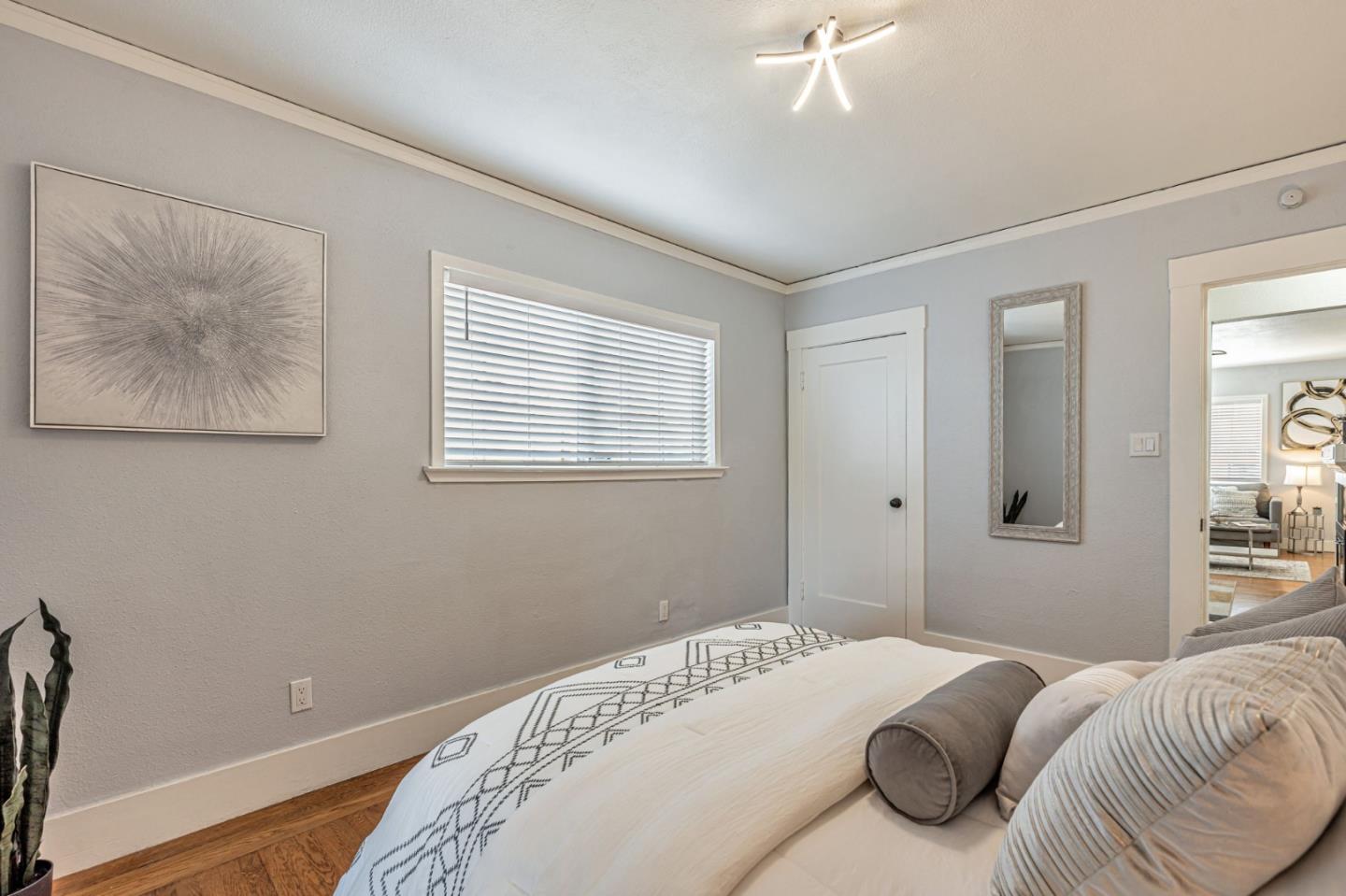 Detail Gallery Image 28 of 36 For 2825 Wallace St, Berkeley,  CA 94702 - 3 Beds | 1 Baths