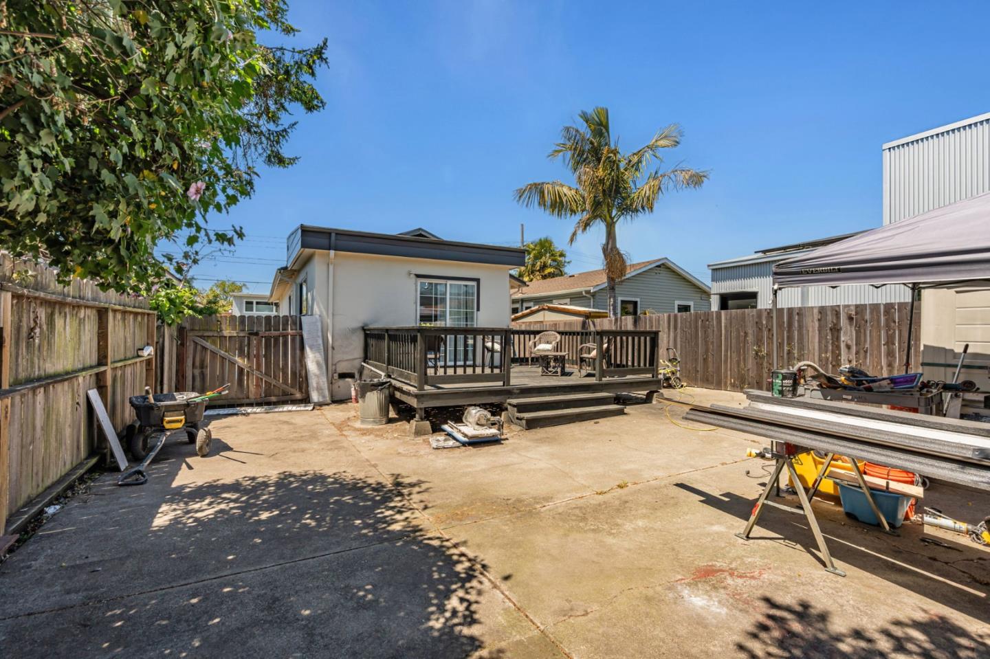 Detail Gallery Image 30 of 36 For 2825 Wallace St, Berkeley,  CA 94702 - 3 Beds | 1 Baths