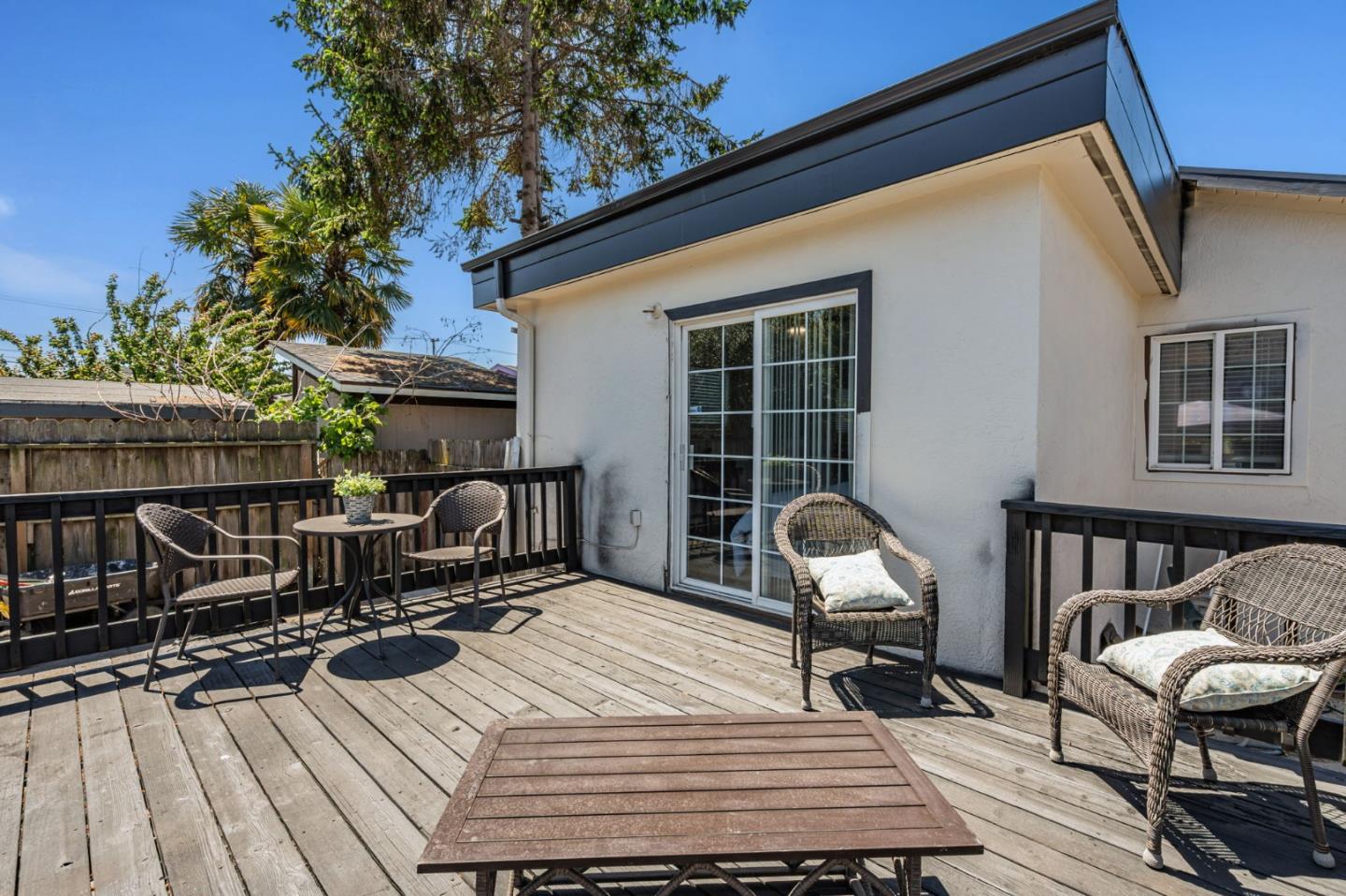 Detail Gallery Image 33 of 36 For 2825 Wallace St, Berkeley,  CA 94702 - 3 Beds | 1 Baths