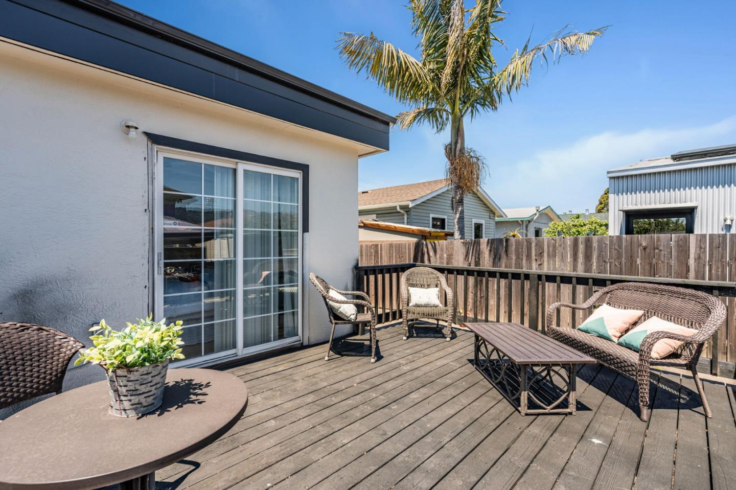 Detail Gallery Image 34 of 36 For 2825 Wallace St, Berkeley,  CA 94702 - 3 Beds | 1 Baths