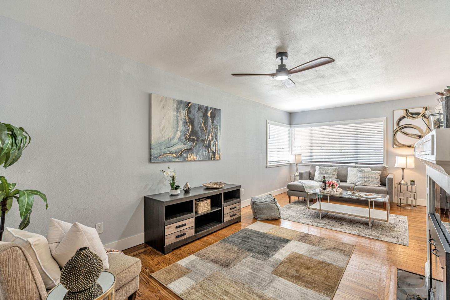 Detail Gallery Image 6 of 36 For 2825 Wallace St, Berkeley,  CA 94702 - 3 Beds | 1 Baths