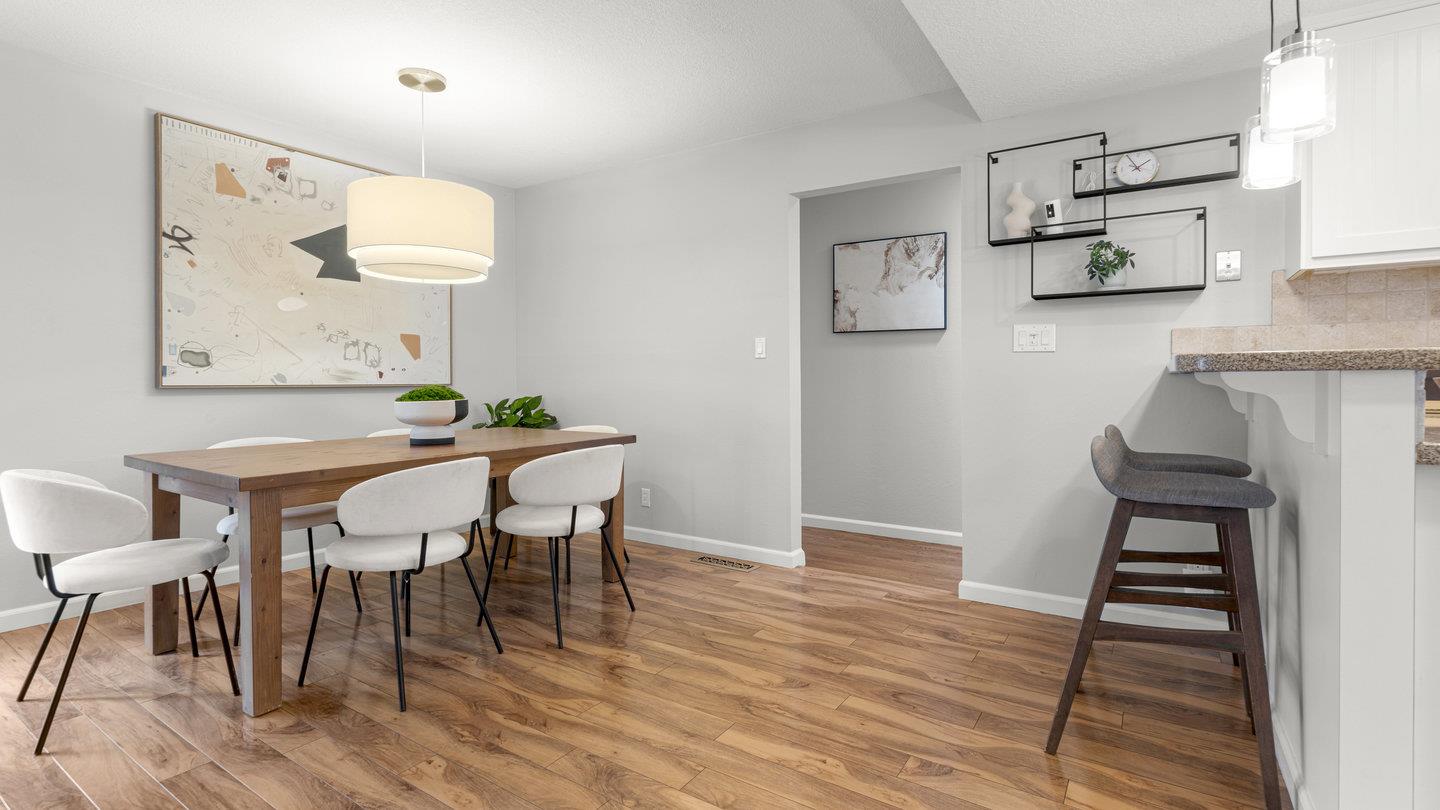 Detail Gallery Image 16 of 41 For 1039 Almarida Dr, Campbell,  CA 95128 - 4 Beds | 2 Baths