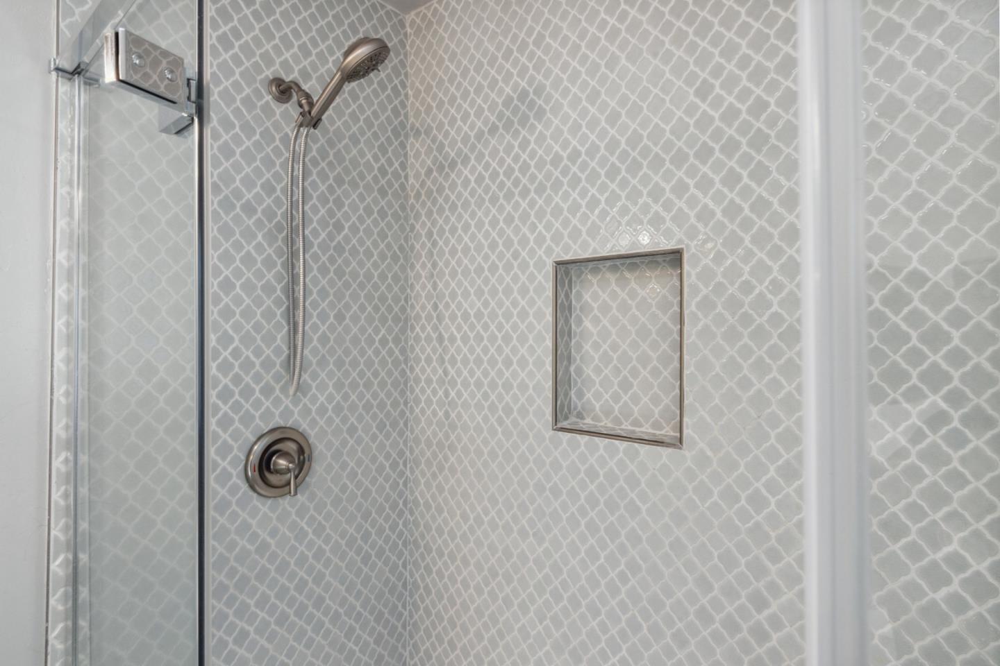 Detail Gallery Image 22 of 77 For 26045 Toro Rd, Salinas,  CA 93908 - 4 Beds | 2 Baths