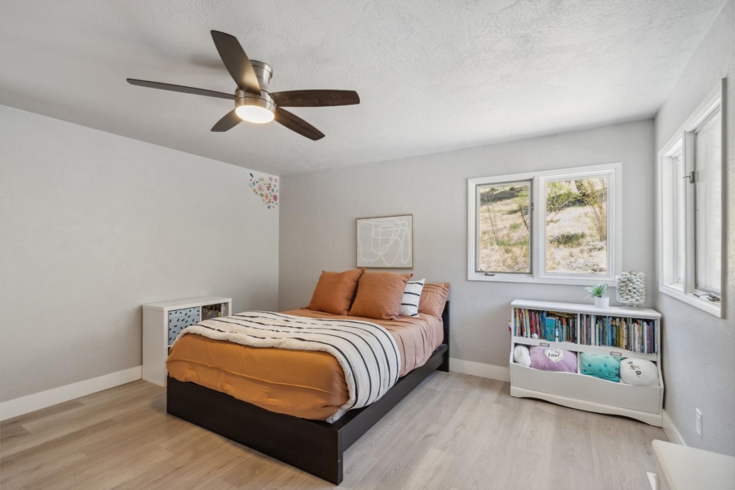 Detail Gallery Image 23 of 77 For 26045 Toro Rd, Salinas,  CA 93908 - 4 Beds | 2 Baths