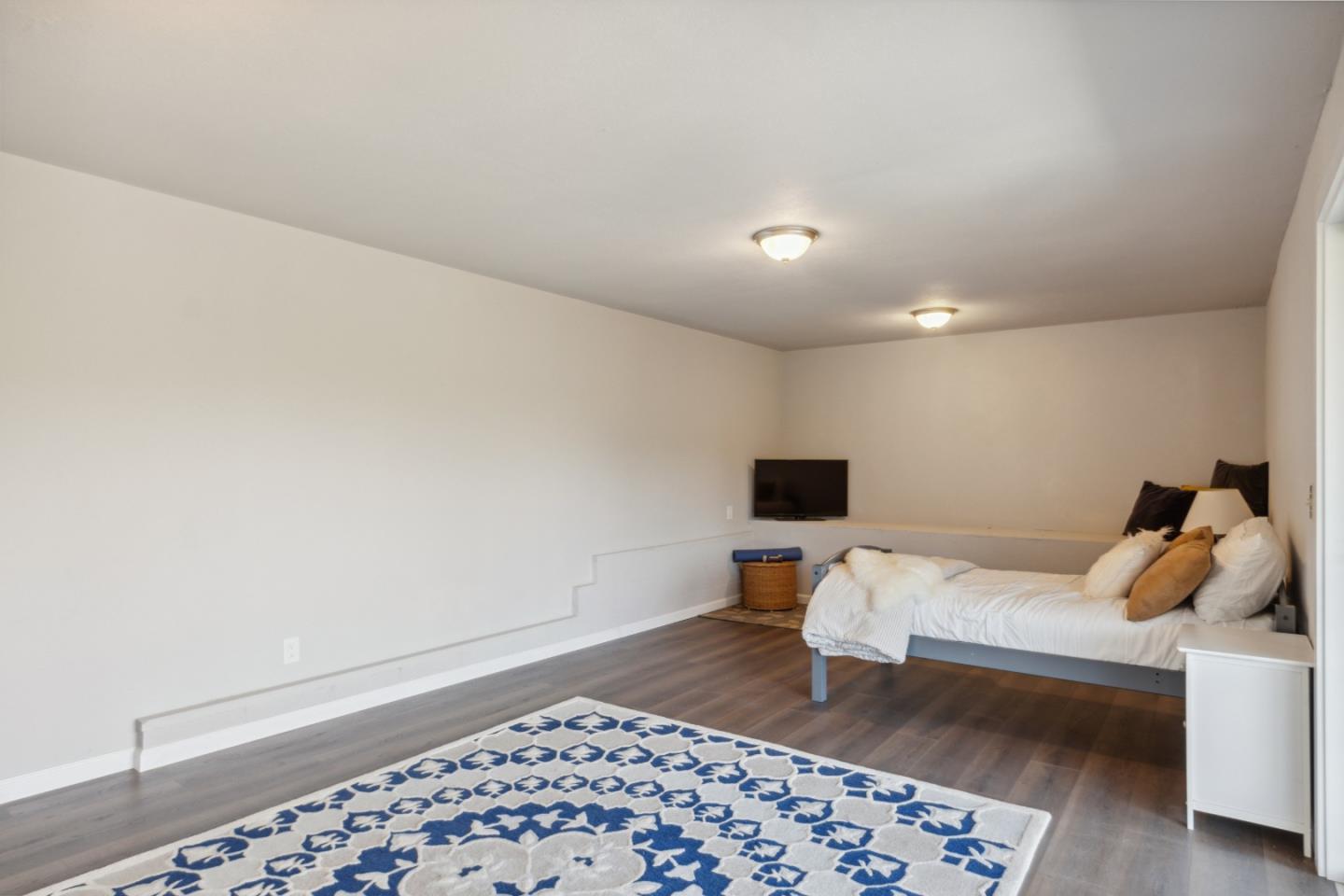 Detail Gallery Image 31 of 77 For 26045 Toro Rd, Salinas,  CA 93908 - 4 Beds | 2 Baths