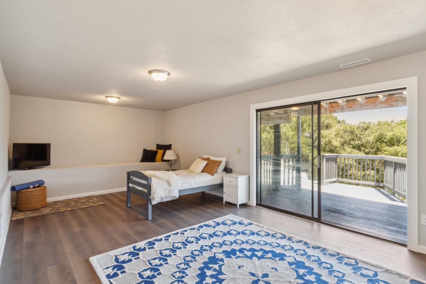 Detail Gallery Image 32 of 77 For 26045 Toro Rd, Salinas,  CA 93908 - 4 Beds | 2 Baths