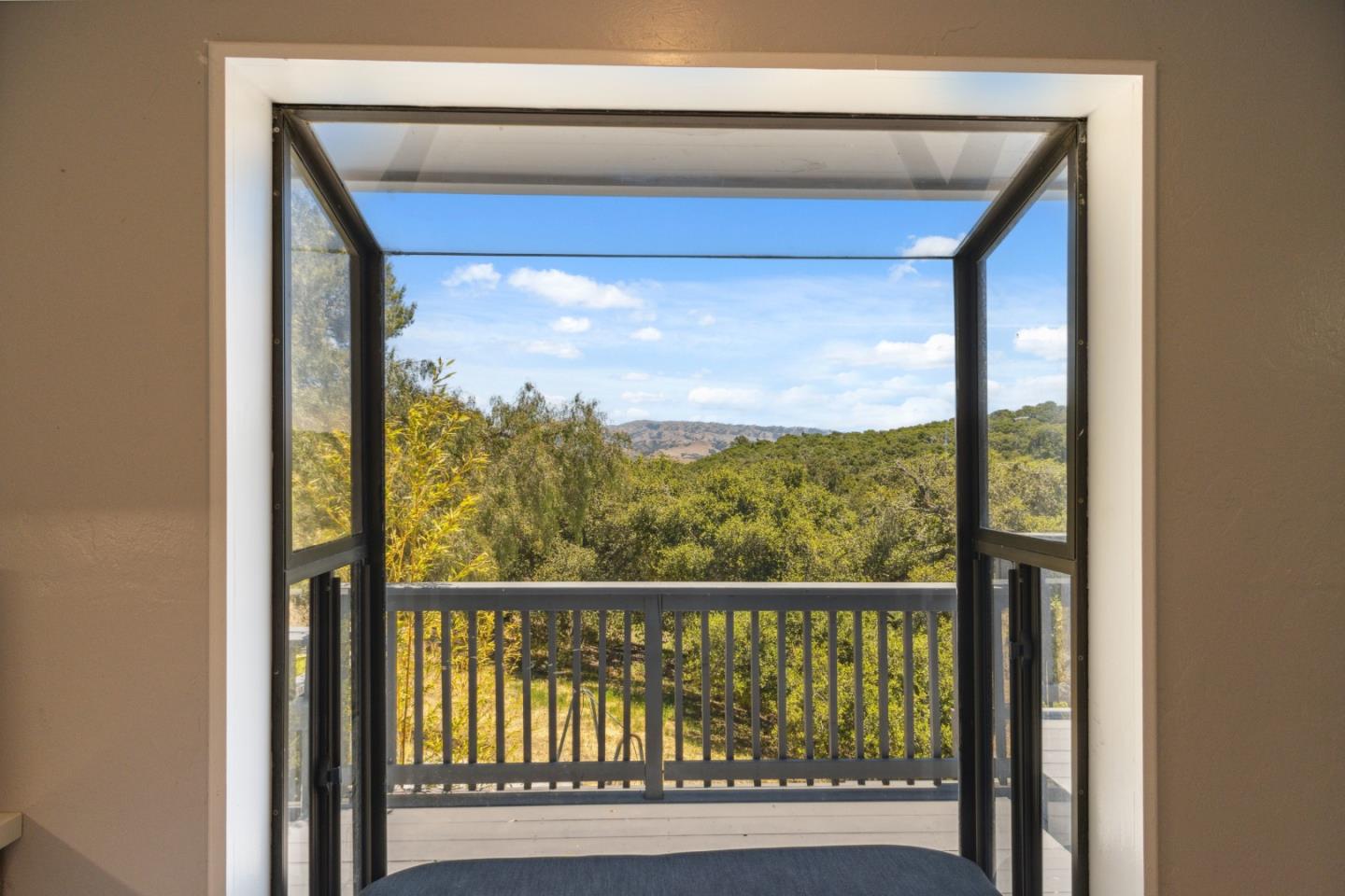 Detail Gallery Image 33 of 77 For 26045 Toro Rd, Salinas,  CA 93908 - 4 Beds | 2 Baths