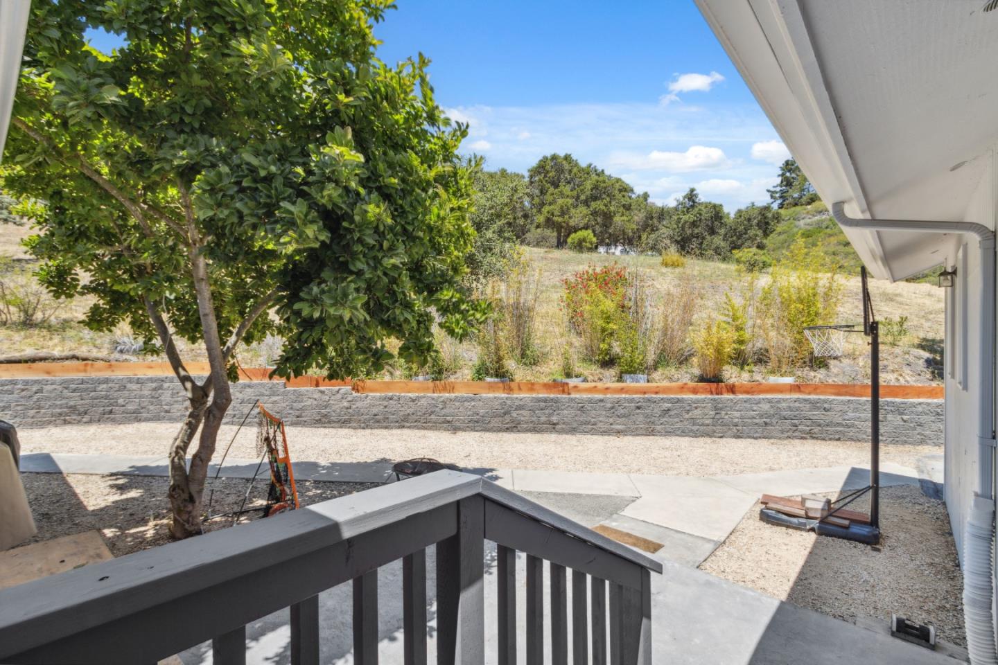 Detail Gallery Image 51 of 77 For 26045 Toro Rd, Salinas,  CA 93908 - 4 Beds | 2 Baths