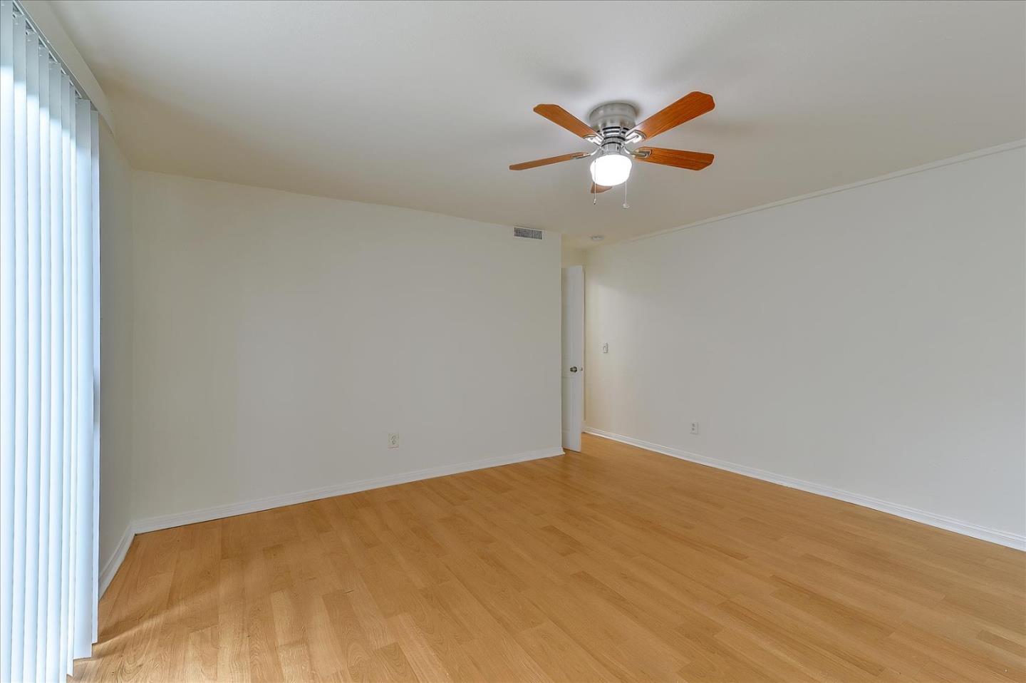 Detail Gallery Image 19 of 28 For 4298 Vineland Ave, North Hollywood,  CA 91602 - 3 Beds | 1 Baths