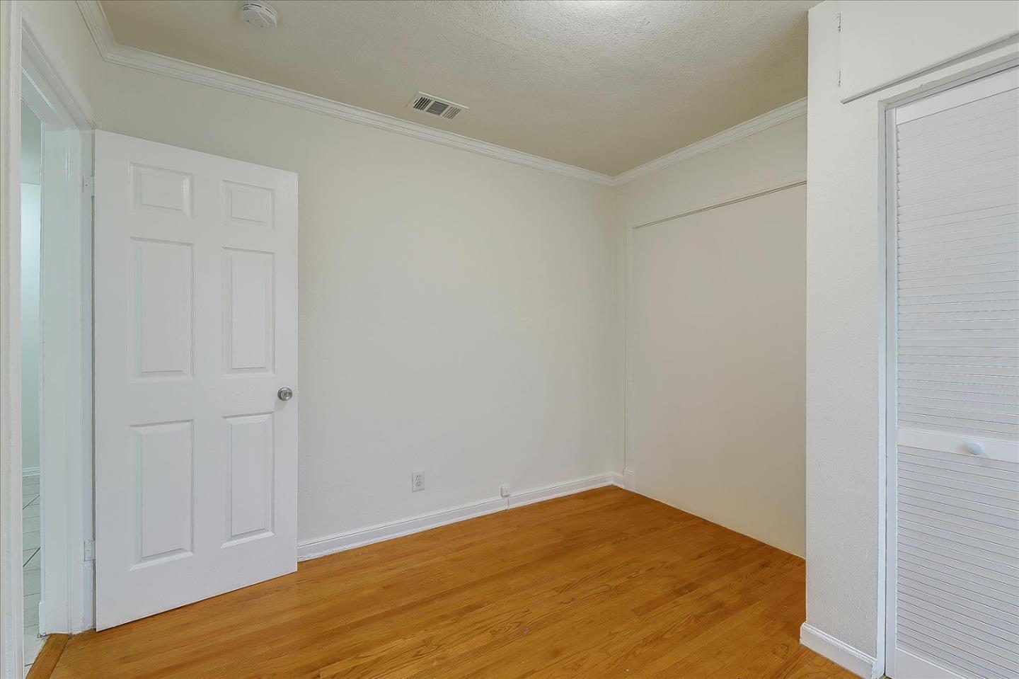 Detail Gallery Image 21 of 28 For 4298 Vineland Ave, North Hollywood,  CA 91602 - 3 Beds | 1 Baths