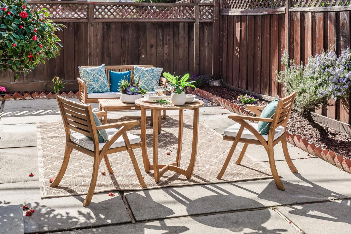 Detail Gallery Image 19 of 20 For 2224 Southampton Way, San Mateo,  CA 94403 - 3 Beds | 2 Baths