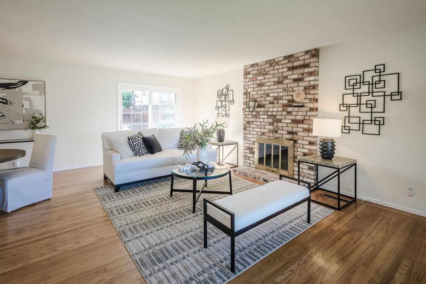 Detail Gallery Image 2 of 20 For 2224 Southampton Way, San Mateo,  CA 94403 - 3 Beds | 2 Baths