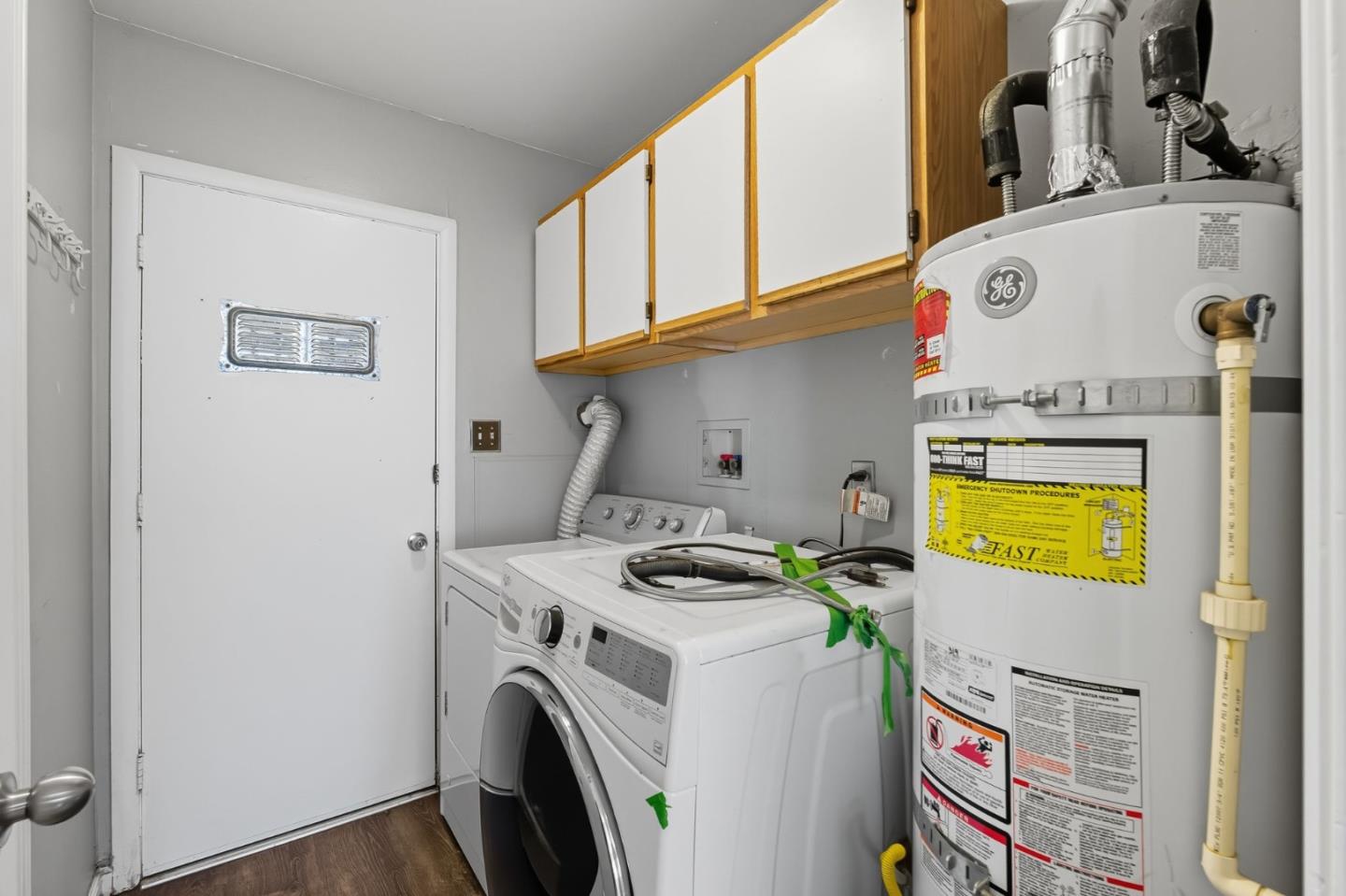 Detail Gallery Image 14 of 25 For 317 Perrymont Ave, San Jose,  CA 95125 - – Beds | – Baths