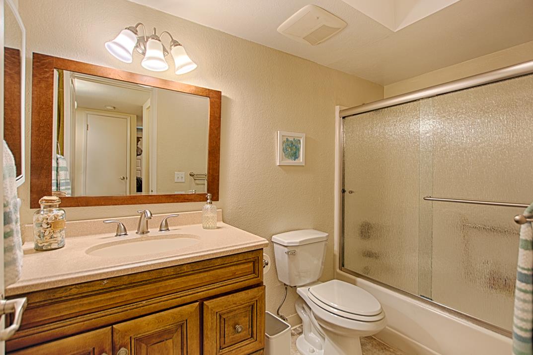Detail Gallery Image 12 of 20 For 111 Bean Creek Rd #101,  Scotts Valley,  CA 95066 - 2 Beds | 2 Baths