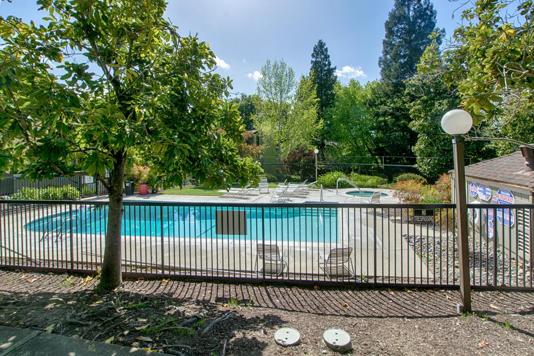 Detail Gallery Image 17 of 20 For 111 Bean Creek Rd #101,  Scotts Valley,  CA 95066 - 2 Beds | 2 Baths