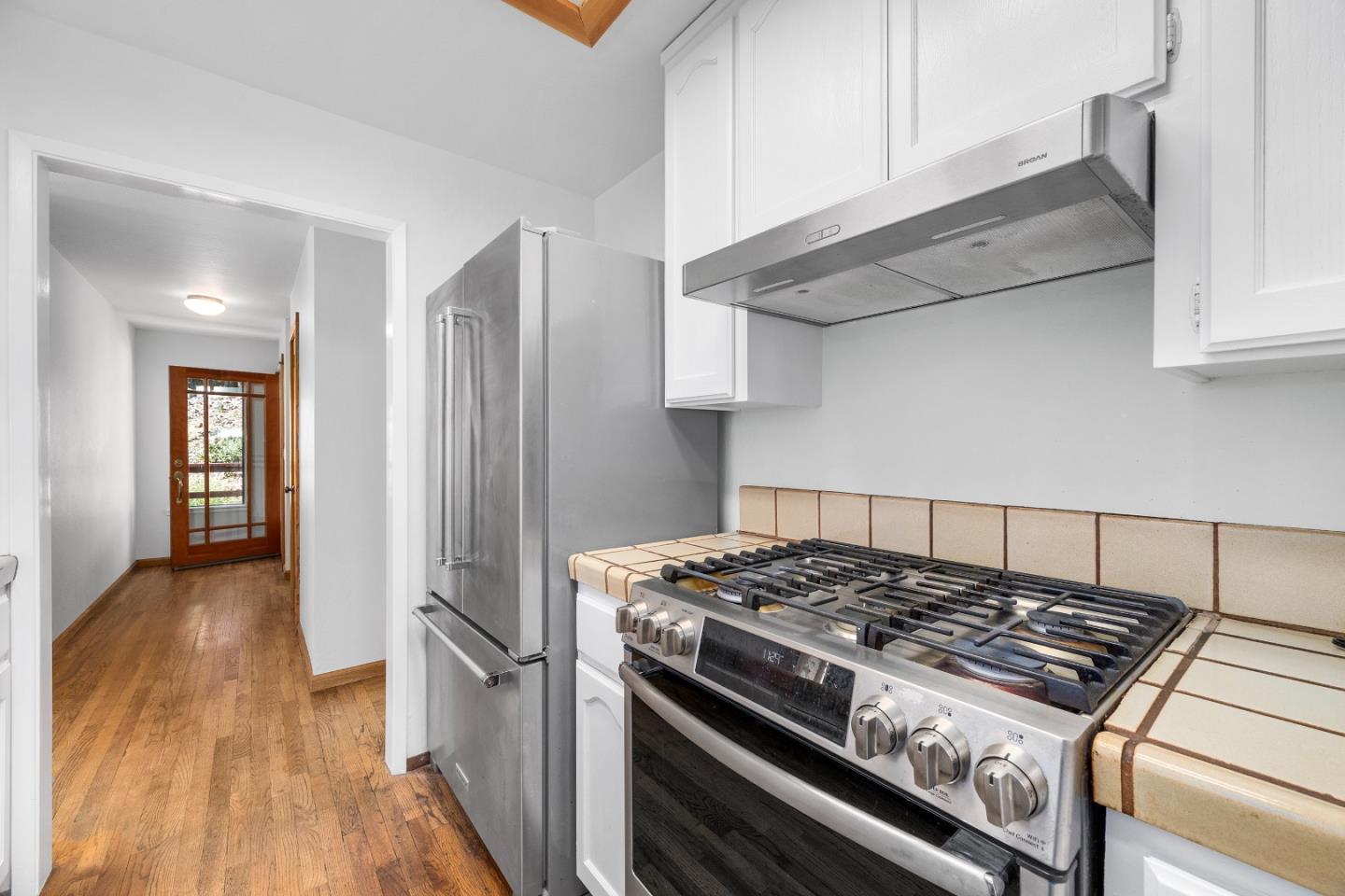 Detail Gallery Image 15 of 52 For 9755 Empire Grade, Santa Cruz,  CA 95060 - 3 Beds | 2 Baths