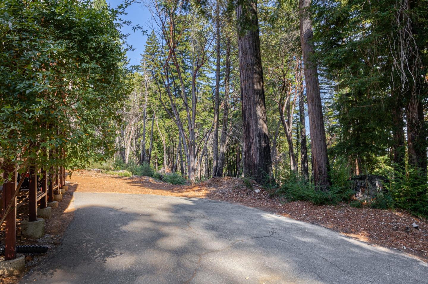 Detail Gallery Image 31 of 52 For 9755 Empire Grade, Santa Cruz,  CA 95060 - 3 Beds | 2 Baths