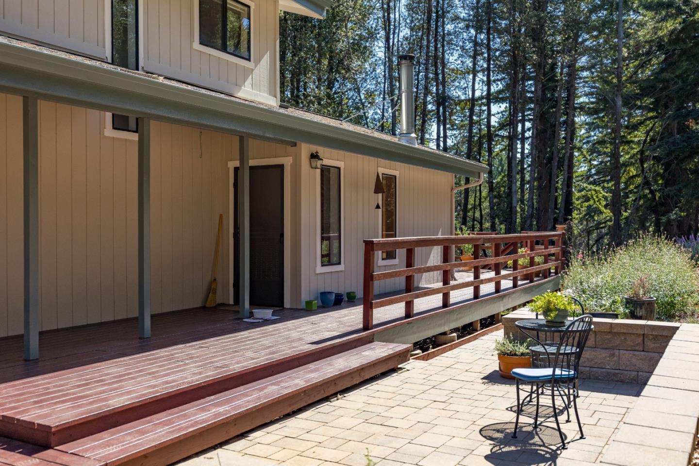 Detail Gallery Image 40 of 52 For 9755 Empire Grade, Santa Cruz,  CA 95060 - 3 Beds | 2 Baths