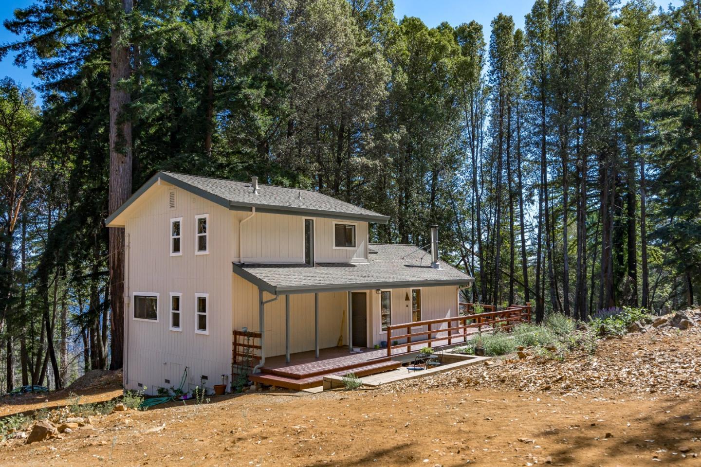 Detail Gallery Image 41 of 52 For 9755 Empire Grade, Santa Cruz,  CA 95060 - 3 Beds | 2 Baths
