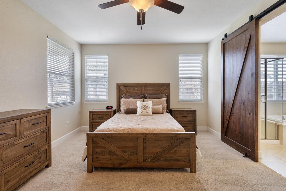 Detail Gallery Image 14 of 30 For 1618 Lily Ct, Hollister,  CA 95023 - 4 Beds | 2/1 Baths