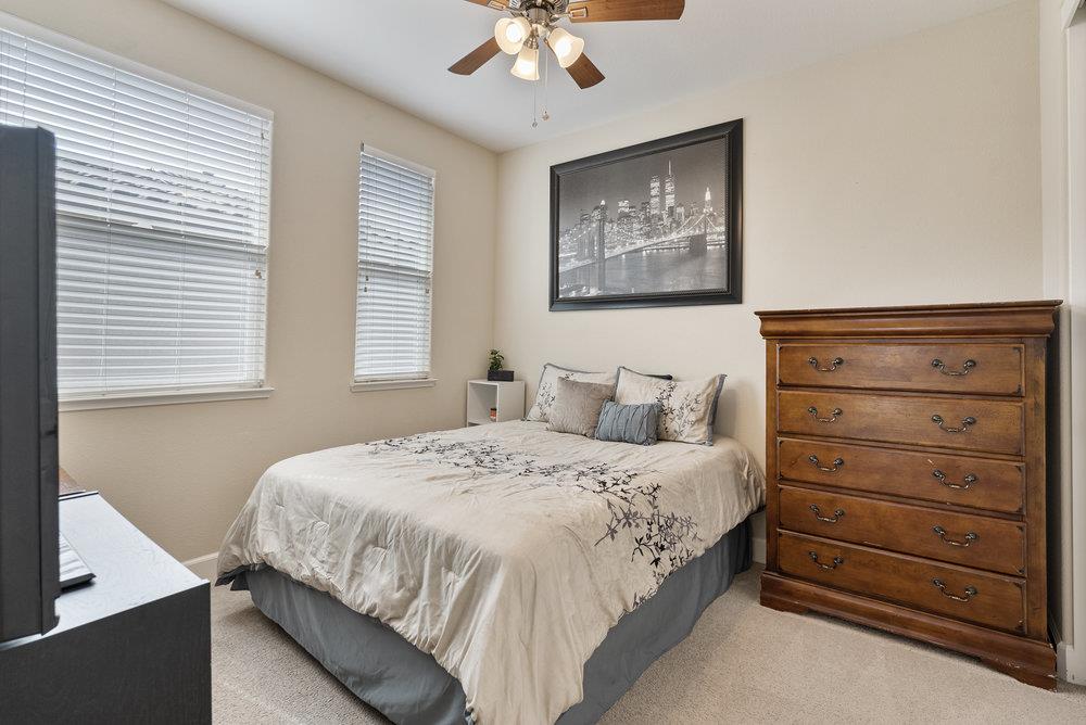 Detail Gallery Image 22 of 30 For 1618 Lily Ct, Hollister,  CA 95023 - 4 Beds | 2/1 Baths