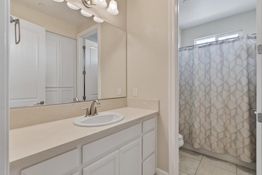 Detail Gallery Image 25 of 30 For 1618 Lily Ct, Hollister,  CA 95023 - 4 Beds | 2/1 Baths
