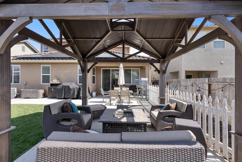 Detail Gallery Image 29 of 30 For 1618 Lily Ct, Hollister,  CA 95023 - 4 Beds | 2/1 Baths
