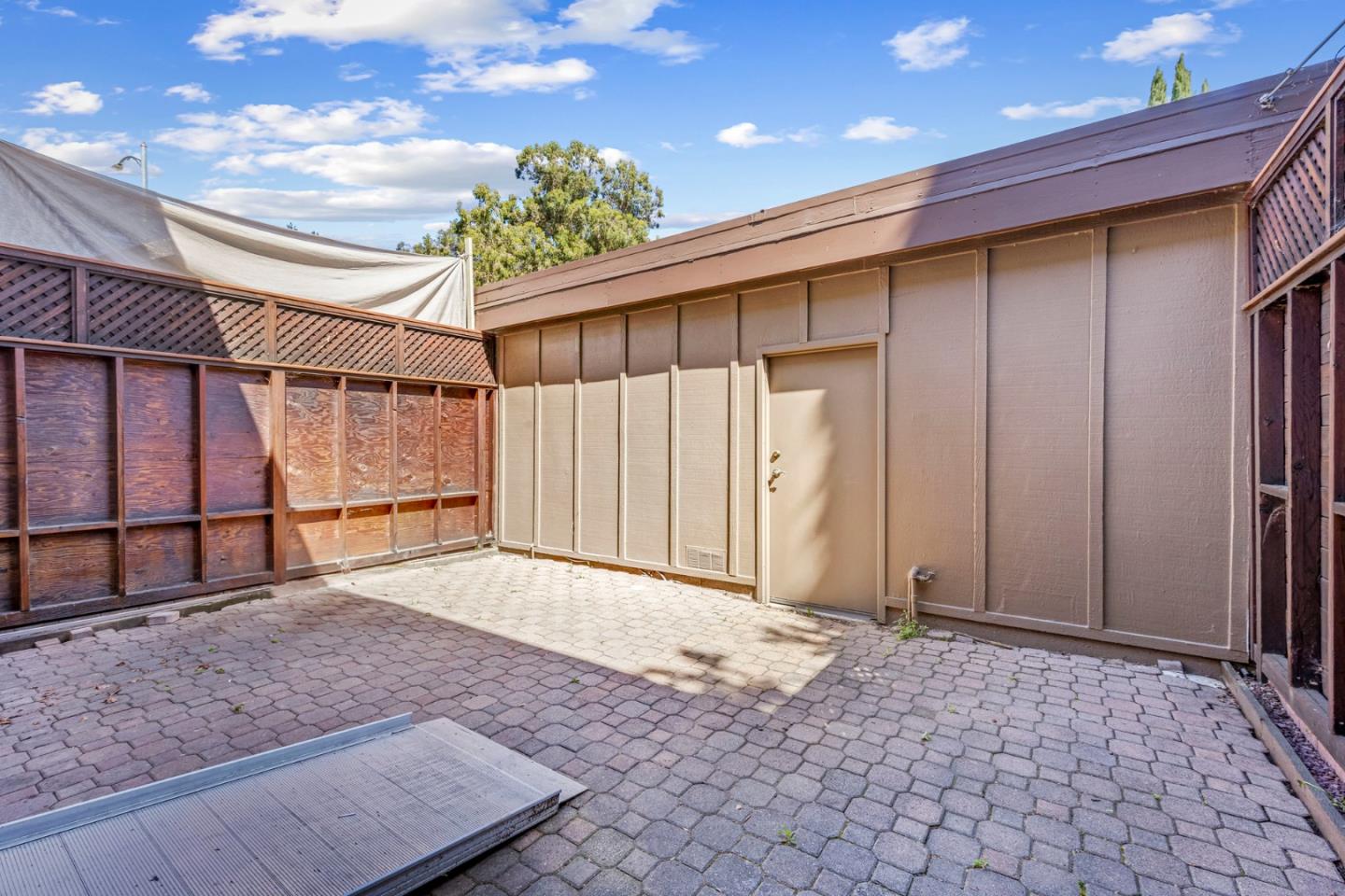 Detail Gallery Image 20 of 27 For 2324 Toiyabe Way, San Jose,  CA 95133 - 4 Beds | 2/1 Baths