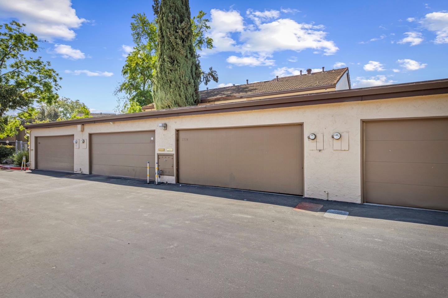 Detail Gallery Image 22 of 27 For 2324 Toiyabe Way, San Jose,  CA 95133 - 4 Beds | 2/1 Baths